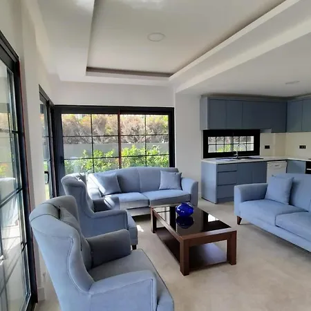 Ery Close To Sea With Private Pool-merkezi Konumda Denize 150m Ozel Havuzlu Ev * Ciftlikkoyu